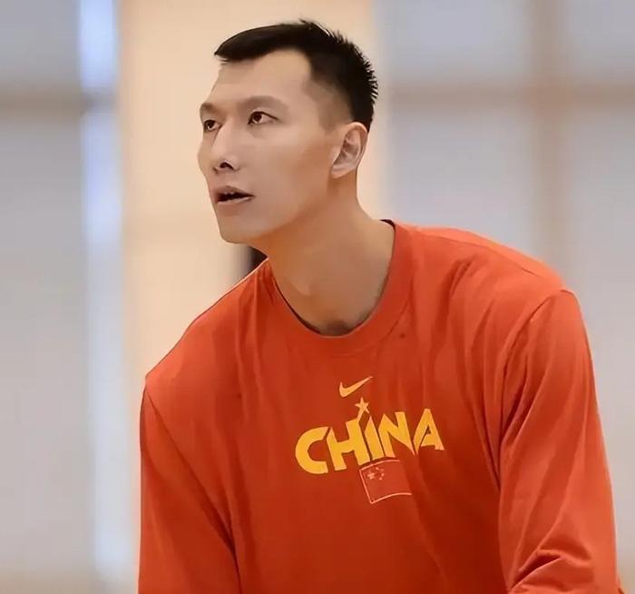华体会体育APP-为何易建联在NBA没有混好？都说是性格问题，其实也是实力问题
