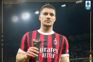 华体会体育APP-1过人6关键传球，约维奇当选米兰2-2佛罗伦萨一役全场最佳