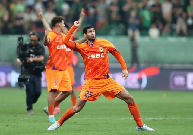 华体会官方-费莱尼年底告别山东欲“变换赛道”？或回欧洲做老板